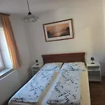 Apartmaji Pri Kokolu Gostinjska kuća Bled