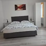 Apartmaji Pri Kokolu 3* Блед