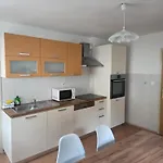 Apartmaji Pri Kokolu Блед
