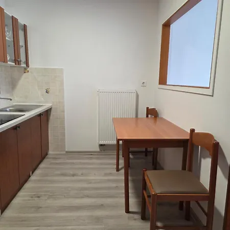 Apartmaji Pri Kokolu 3* Μπλεντ