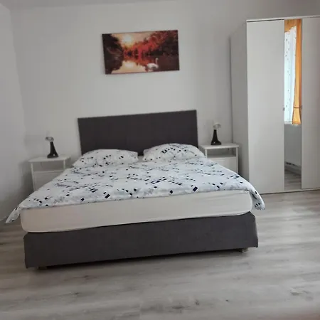 Apartmaji Pri Kokolu 3* Μπλεντ