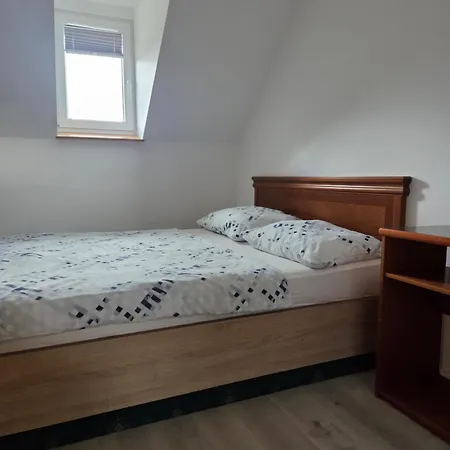 Apartmaji Pri Kokolu Πανσιόν Μπλεντ