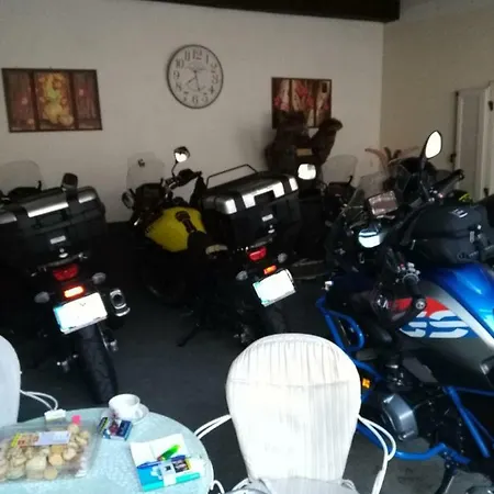 Apartmaji Pri Kokolu 3* 블레드