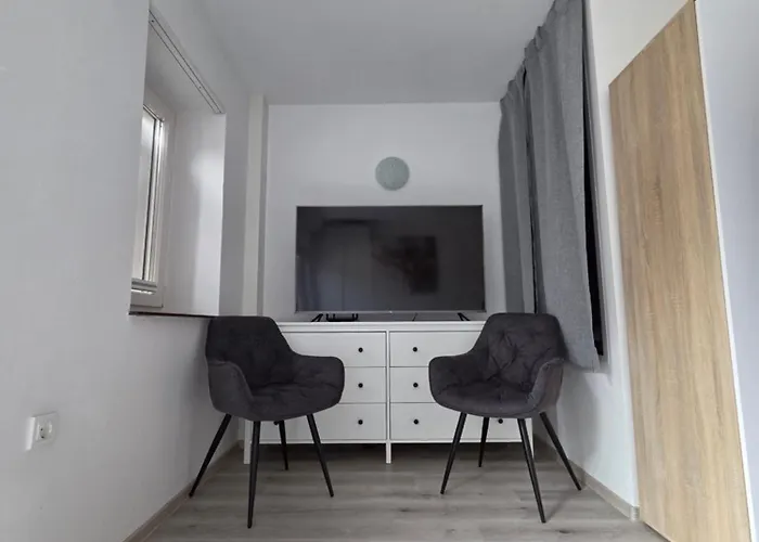 Apartmaji Pri Kokolu 3* Bled