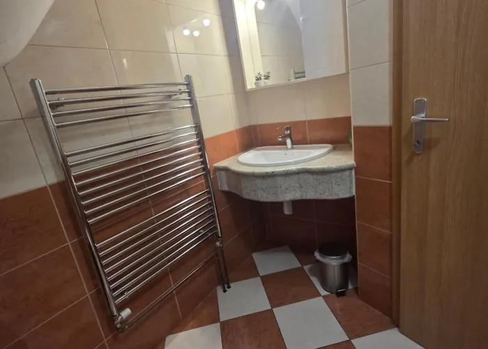 Gæstehus Apartmaji Pri Kokolu